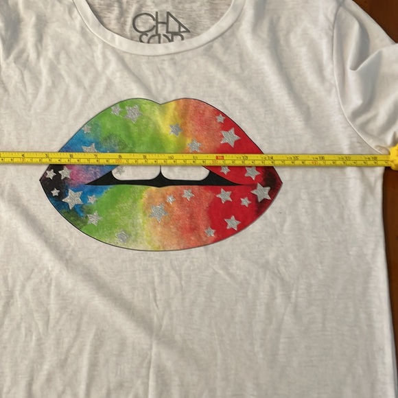 Chaser love rainbow, scoop, neck, T-shirt, size small - Picture 4 of 5
